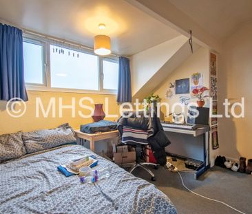 4 Bedroom Mid Terraced House for rent in Grimthorpe Street - Photo 2