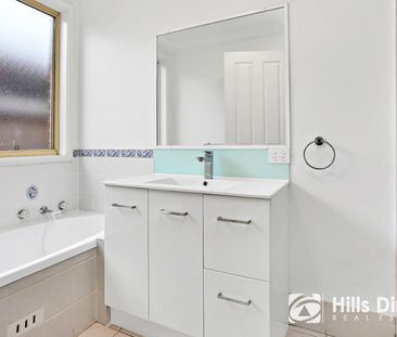 SINGLE LEVEL LOW MAINTENANCE HOME - Photo 4