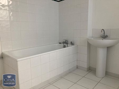 Location Appartement 3 pièces 86m² MACON 71000 - Photo 5