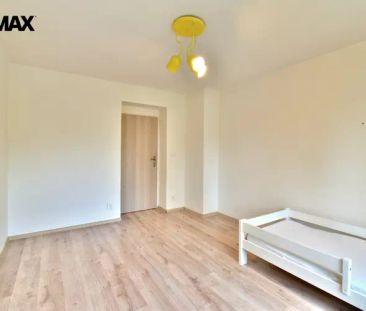 Pronájem bytu 2+1 s lodžií a výhledem na Bílou horu - Photo 6