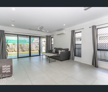 Modern Family Home - Photo 6