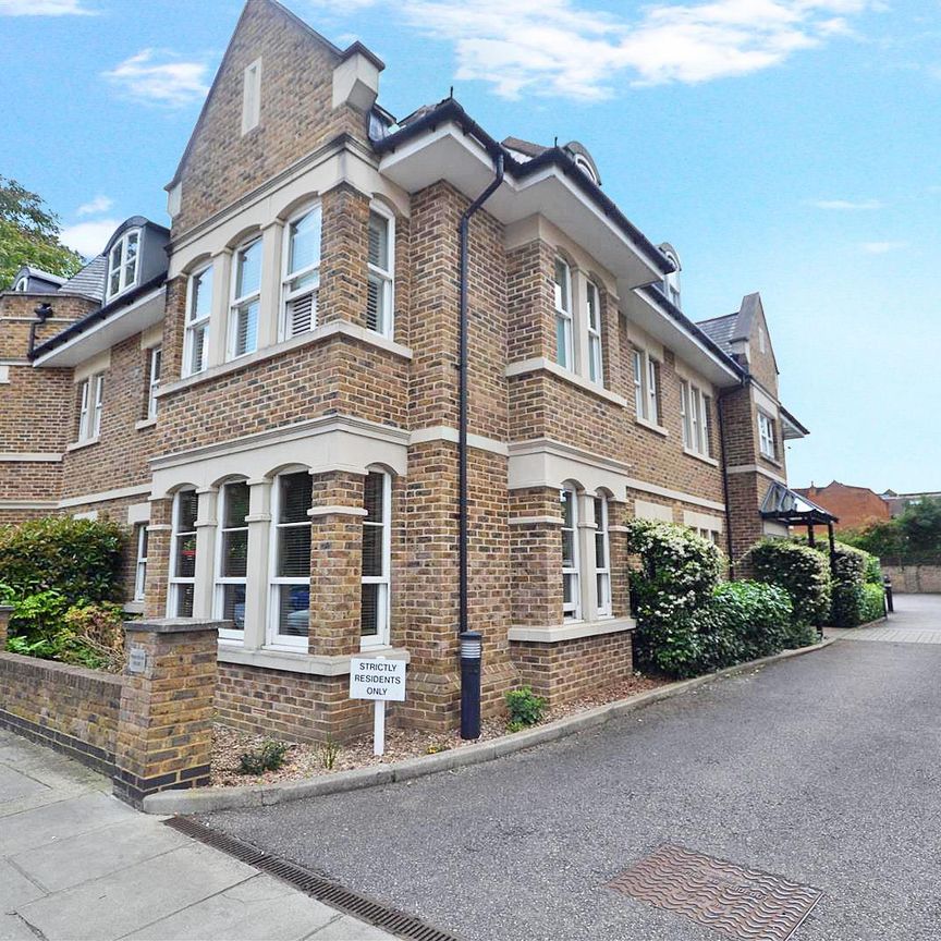 Northcote Road, St Margarets - 1 bedroomProperty for lettings - Chasebuchanan - Photo 1