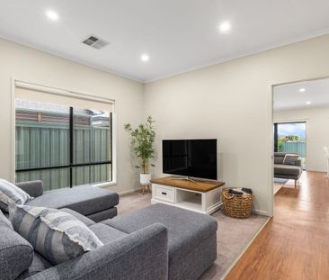 Modern Family Home in Convenient Location - Photo 3