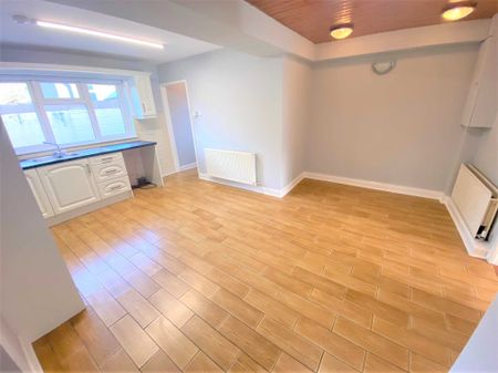 Glasaree Road, Finglas East, Dublin 11 - Photo 2