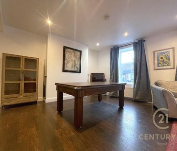 4 bedroom apartment to rent - Photo 1