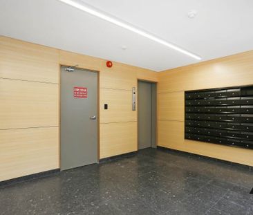 Renovated Studio Apartment with Large Terrace and District Views - Photo 5