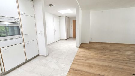 Wohnung mit Weitsicht auf umliegende Berge und Seeblick - Foto 2