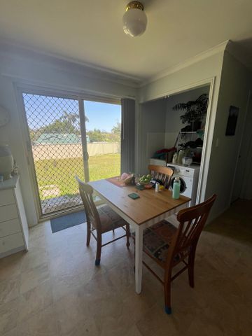 Deception Bay - Photo 4