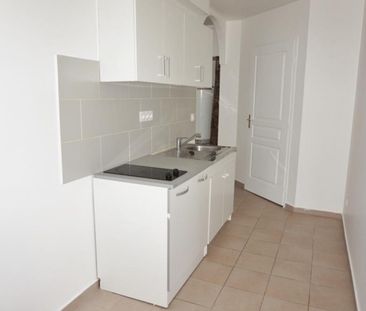 Location Appartement P2 Sens - Photo 2