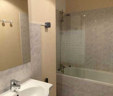 Location Appartement 4 pièces 72m² - Photo 5