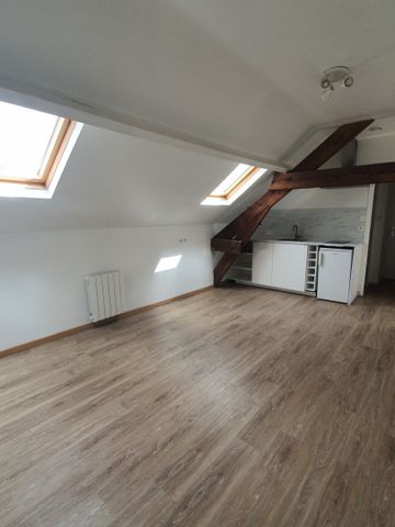 Location Appartement 2 pièces 32m² ROUSIES 59131 - Photo 5