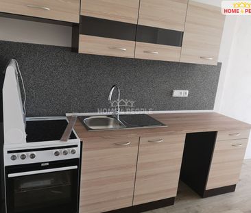 Pronájem bytu 2+kk 46 m², Školní 736, Chodov - Fotografie 2