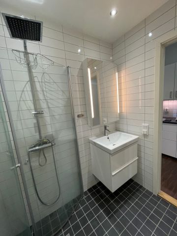 Prins Carlsgatan, Höganäs - Photo 2