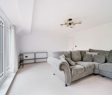 3 bedroom apartment to rent - Photo 3