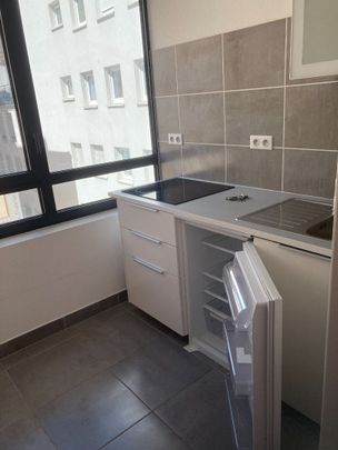Location Appartement 1 pièce 28m² - Photo 1