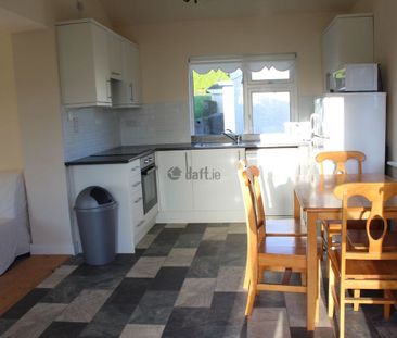 Apartment to rent in Cork, Rylane - Photo 3