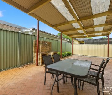 14 Andrew Thompson Drive, McGraths Hill NSW 2756 - House For Rent |... - Photo 2