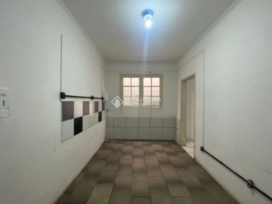 Casa com 3 quartos e 89m² para alugar em Auxiliadora, Porto Alegre. - Photo 1