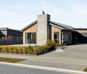 Modern 3-Bedroom Home in Alpine Estate - Photo 4