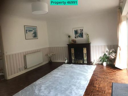 4 bedroom semi-detached house to rent - Photo 3