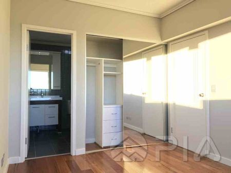 1006B/8 Cowper Street Parramatta - Photo 5