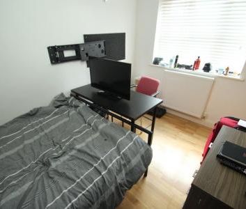 Macaulay Street, Leicester - Photo 2