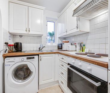 Dorset Mews, Finchley N3 - Photo 4