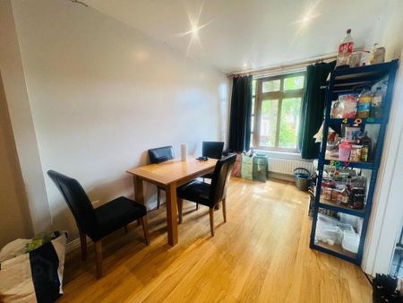 27 The Cloisters, Belfast, BT7 1GD - Photo 3