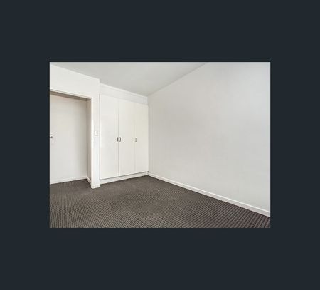 2/12 Hudson Street, Coburg, Vic 3058 - Photo 3