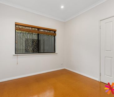 STUNNING 4 x 2 HOME IN MANNING - Photo 3