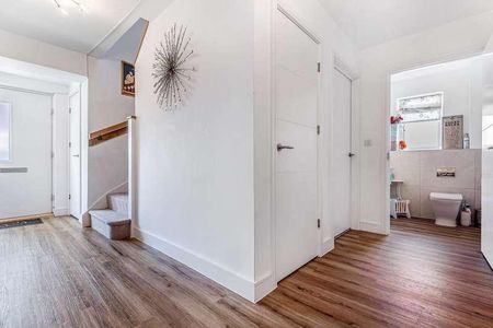 Tadpole Garden Village, Swindon, SN25 - Photo 2