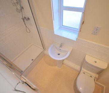 2 bedroom apartment to rent - Photo 6