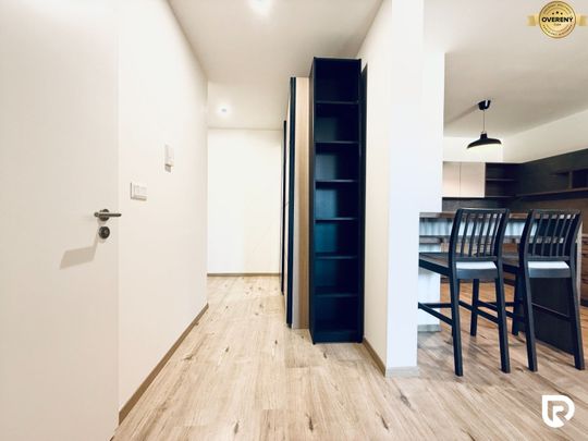 2 izbový byt na prenájom 54m2, Páričkova, Bratislava - Photo 1