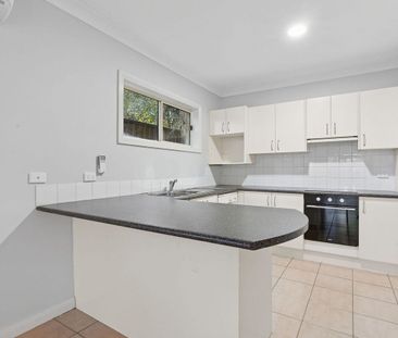 For Lease: Stunning 4-Bedroom Townhouse in Padstow Heights - Photo 4