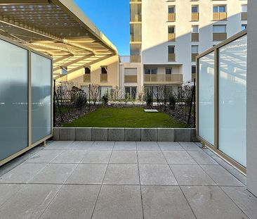 Appartement à louer - REIMS HYPER CENTRE - LES RIVES DE VESLE - Photo 3