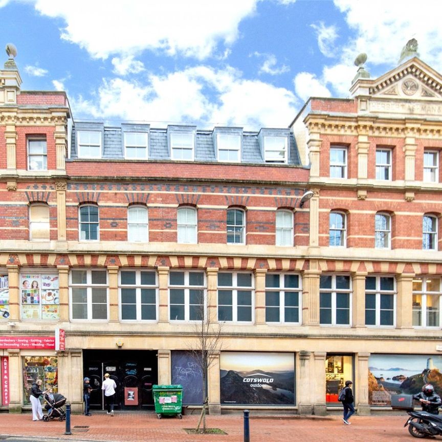 Broadmead, - Photo 1