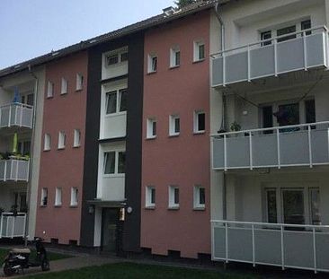 Schöne 2-Zimmer-Wohnung mit Balkon! - Foto 2