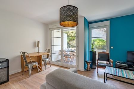 Location Appartement 2 pièces Meublé 41m² BORDEAUX 33000 - Photo 2