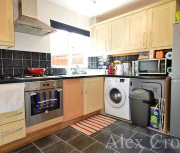 2 bedroom terraced house to rent - Photo 6