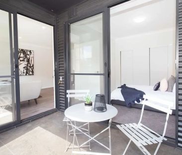 "THE GROUNDS" - Modern 1 Bedroom Apartment Close to the University - Photo 6