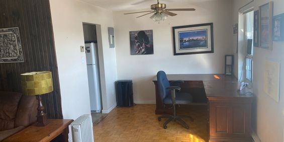 2 bedroom fully furnished unit in southeast Burlington - Photo 3