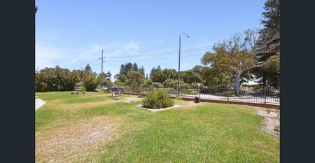 Beachside Apartment - Photo 5