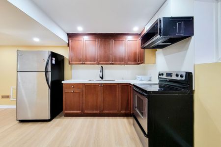 For Lease - 14 White Road Unit# bsmnt, Brampton, Ontario - Photo 5