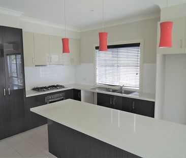 21 Fisher Court, Werribee - Photo 2