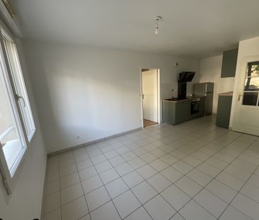 A LOUER - Quartier Séraucourt - T2 de 39.43m² avec parking - Photo 2