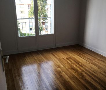 Location Appartement 4 pièces 67m² DECINES CHARPIEU 69150 - Photo 5