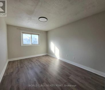 121 PURVIS CRESCENT - Photo 3