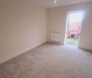 3 Waterhouse Way Hampton Gardens, Peterborough - Photo 4