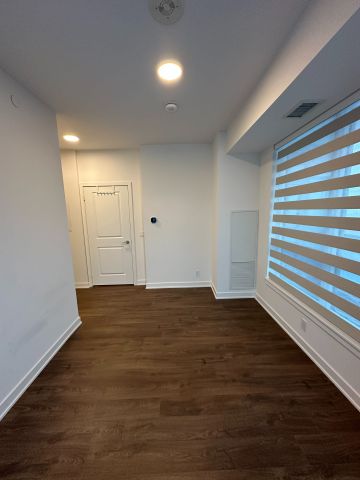 For Lease - 50 Upper Mall Way Unit# B632, Vaughan, Ontario - Photo 3