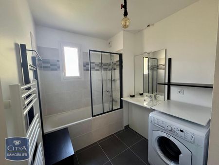 Location Appartement 2 pièces 40m² MARSEILLE 10ème - Photo 4
